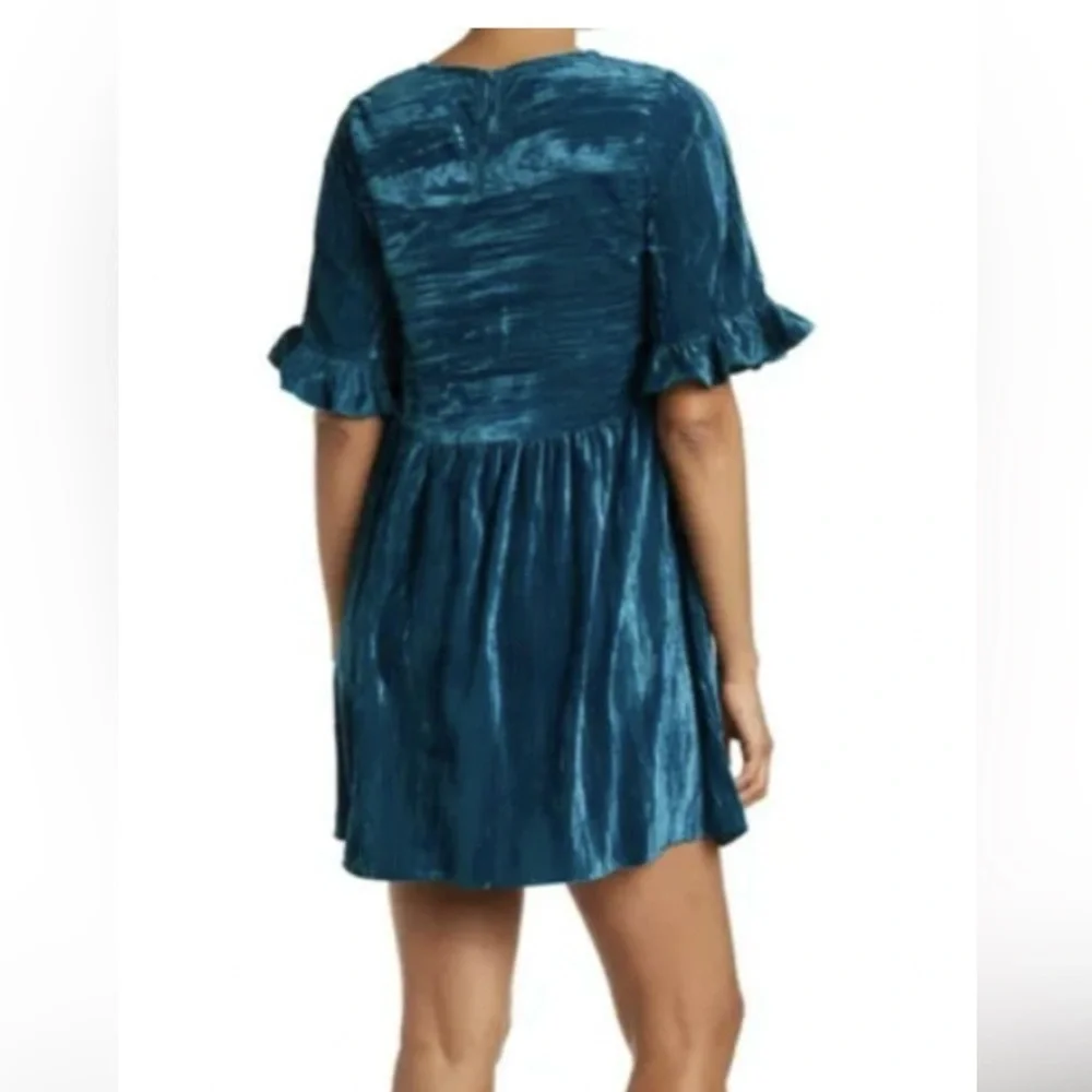 Melloday Ruffle Sleeve crinkle Velvet Mini Dress in Blush Size XS - Picture 3 of 12